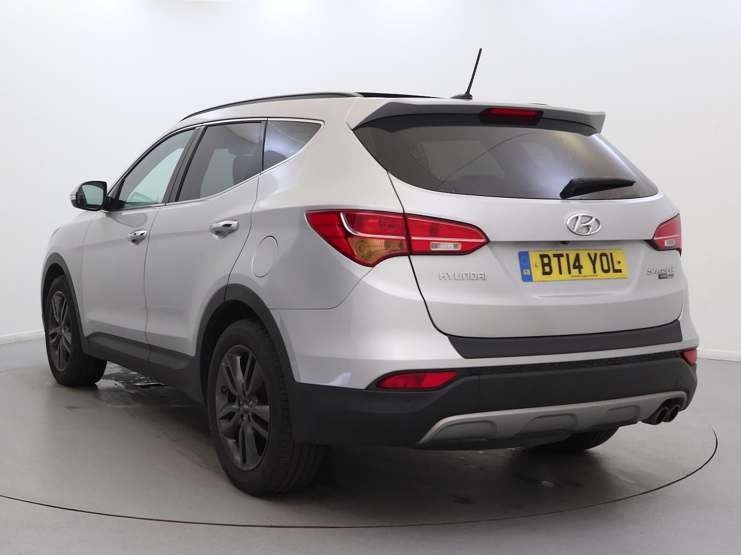 Used Hyundai Santa Fe 2014 for sale - 76411588: Photo 7