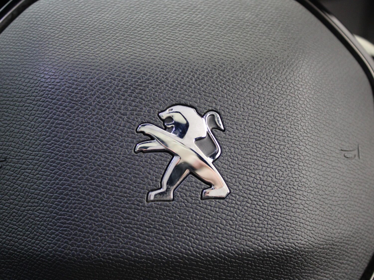 Used Peugeot 2008 2022 for sale - 77398016: Photo 27