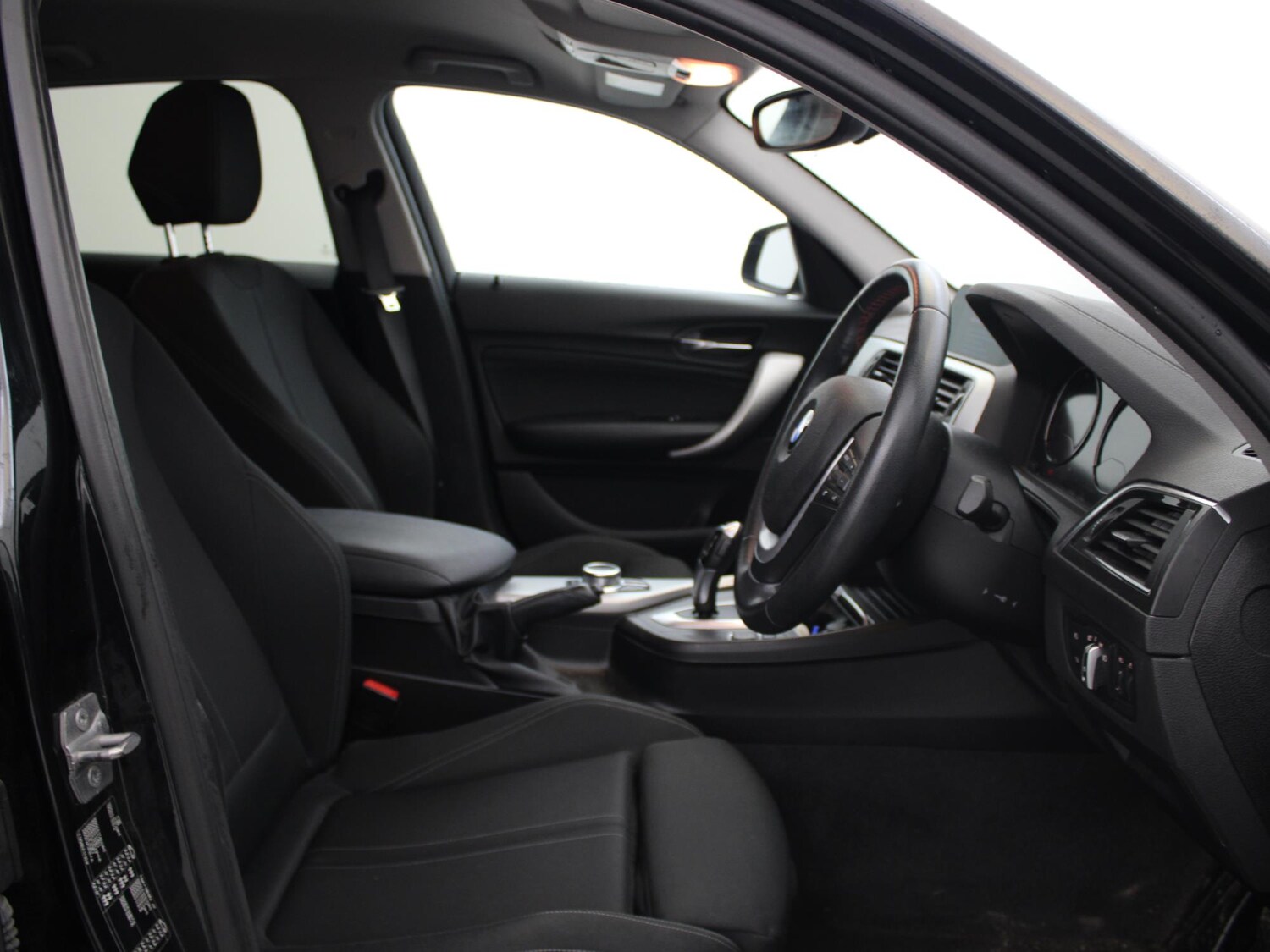 Used BMW 1 Series 2019 for sale - 77842943: Photo 9