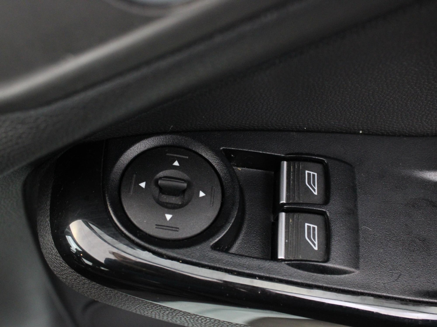 Used Ford Fiesta 2017 for sale - 77099676: Photo 21