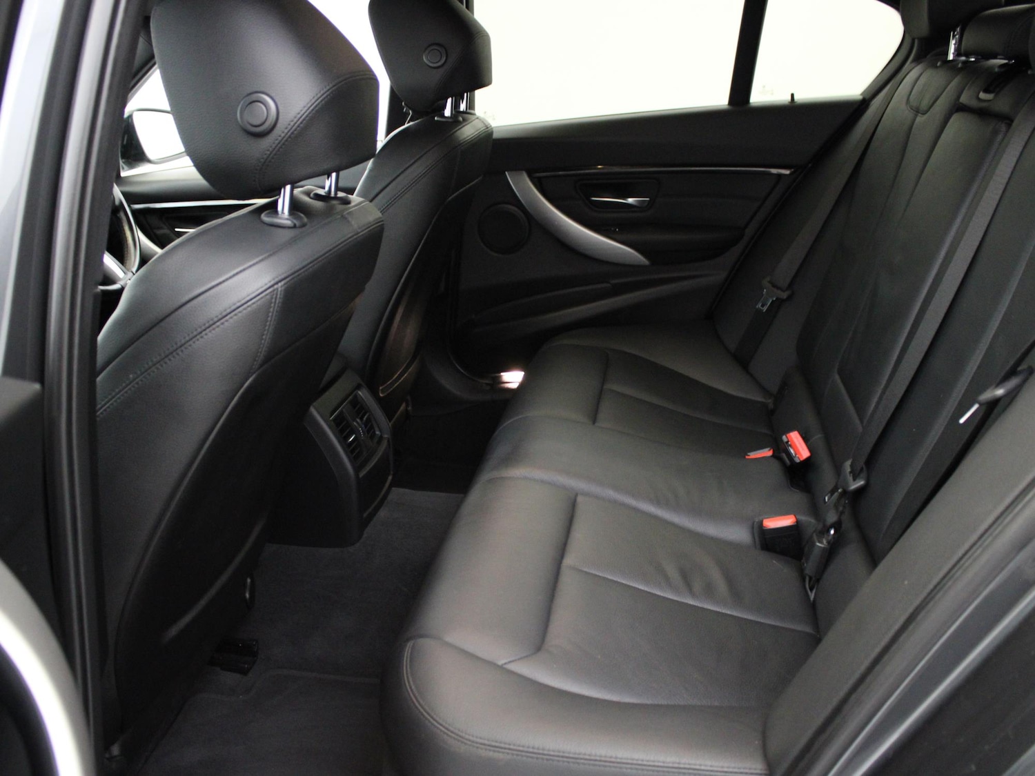 Used BMW 3 Series 2018 for sale - 76192178: Photo 13