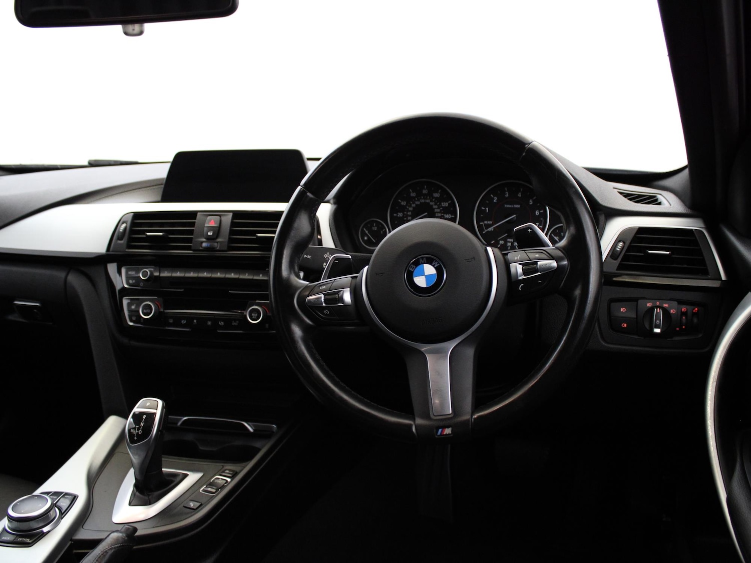 Used BMW 3 Series 2018 for sale - 76192178: Photo 17