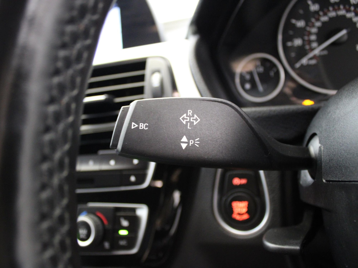 Used BMW 3 Series 2018 for sale - 76192178: Photo 31