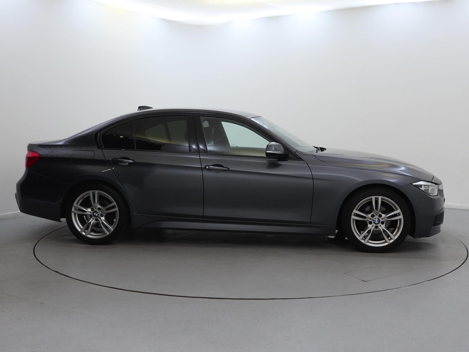 Used BMW 3 Series 2018 for sale - 76192178: Photo 8