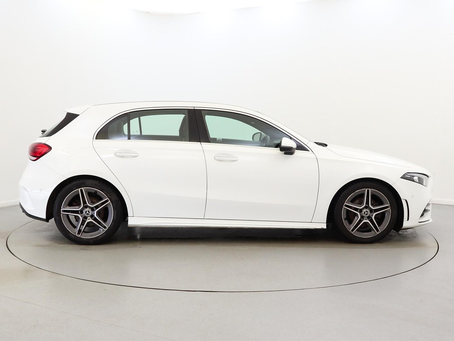 Used Mercedes-Benz A-Class 2018 for sale - 77787410: Photo 8