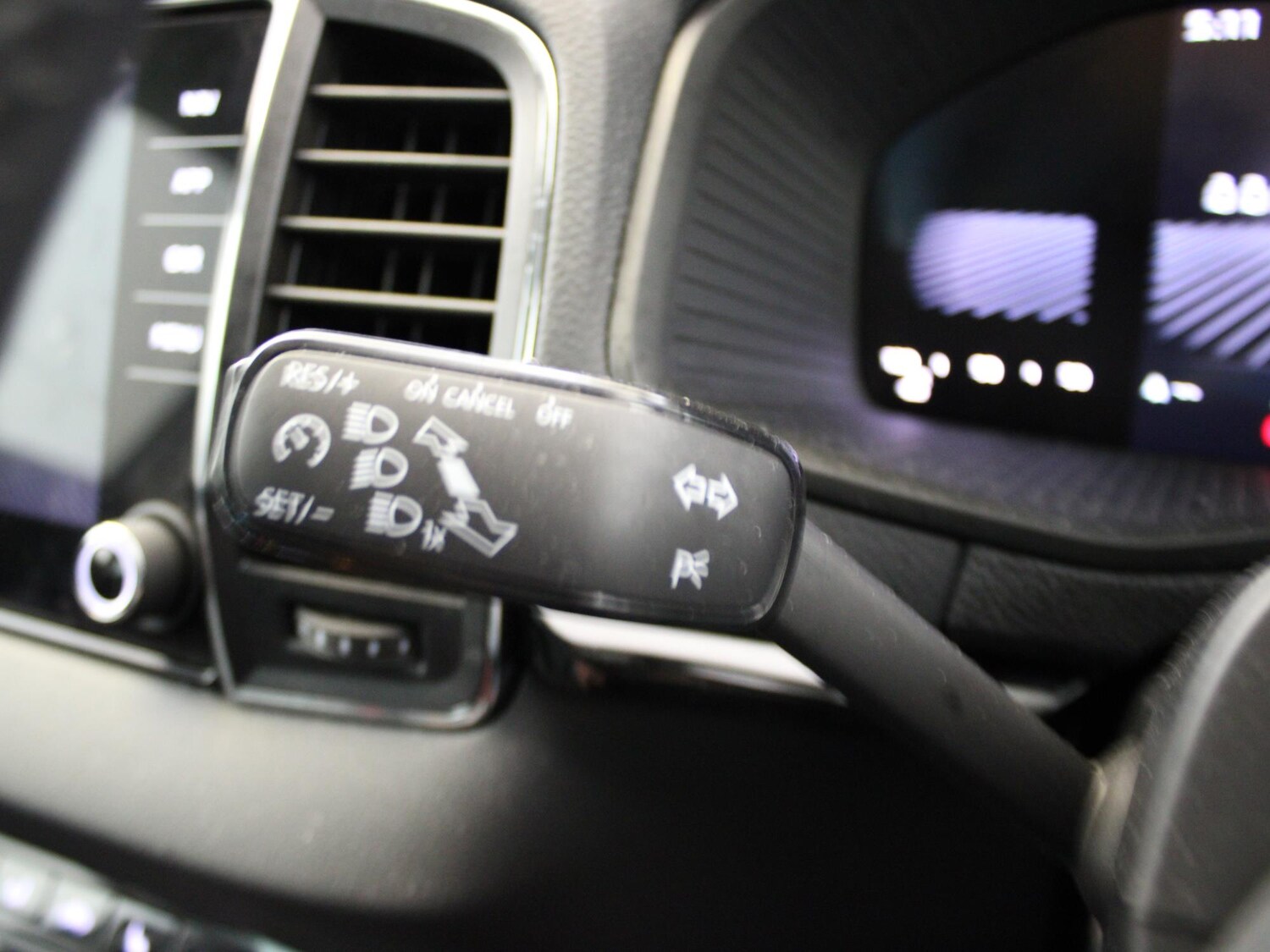 Used Skoda Karoq 2024 for sale - 76206733: Photo 16