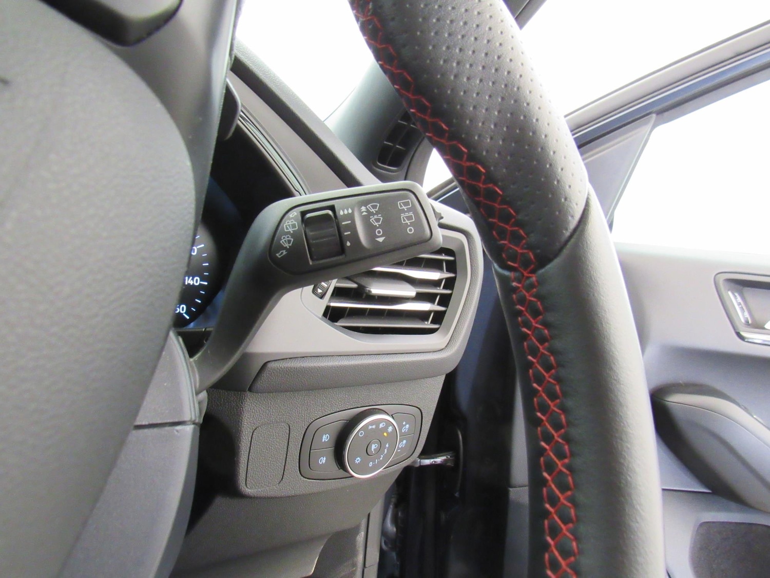 Used Ford Focus 2020 for sale - 76515860: Photo 26