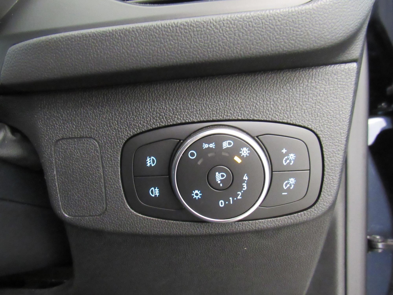 Used Ford Focus 2020 for sale - 76515860: Photo 27