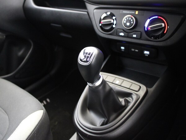 Used Hyundai i10 2024 for sale - 76047394: Photo 24