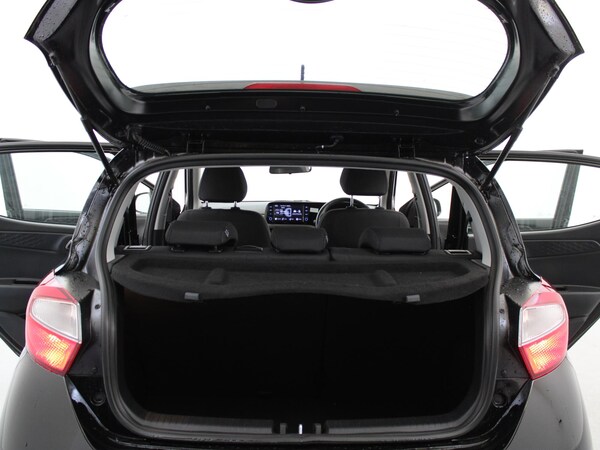Used Hyundai i10 2024 for sale - 76047394: Photo 32
