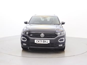 Used Volkswagen T-Roc 2021 for sale - 77135429: Photo