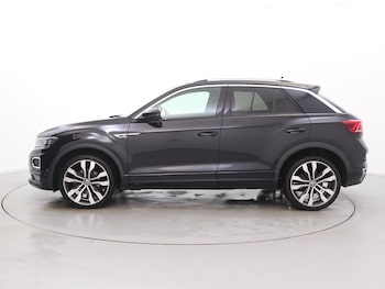 Used Volkswagen T-Roc 2021 for sale - 77135429: Photo