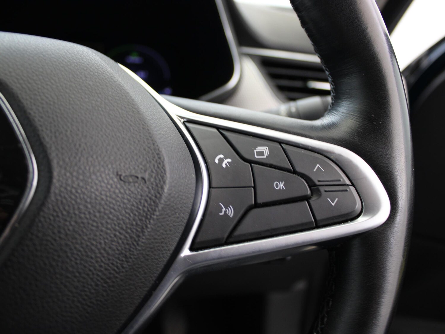 Used Renault Arkana 2022 for sale - 76390843: Photo 28