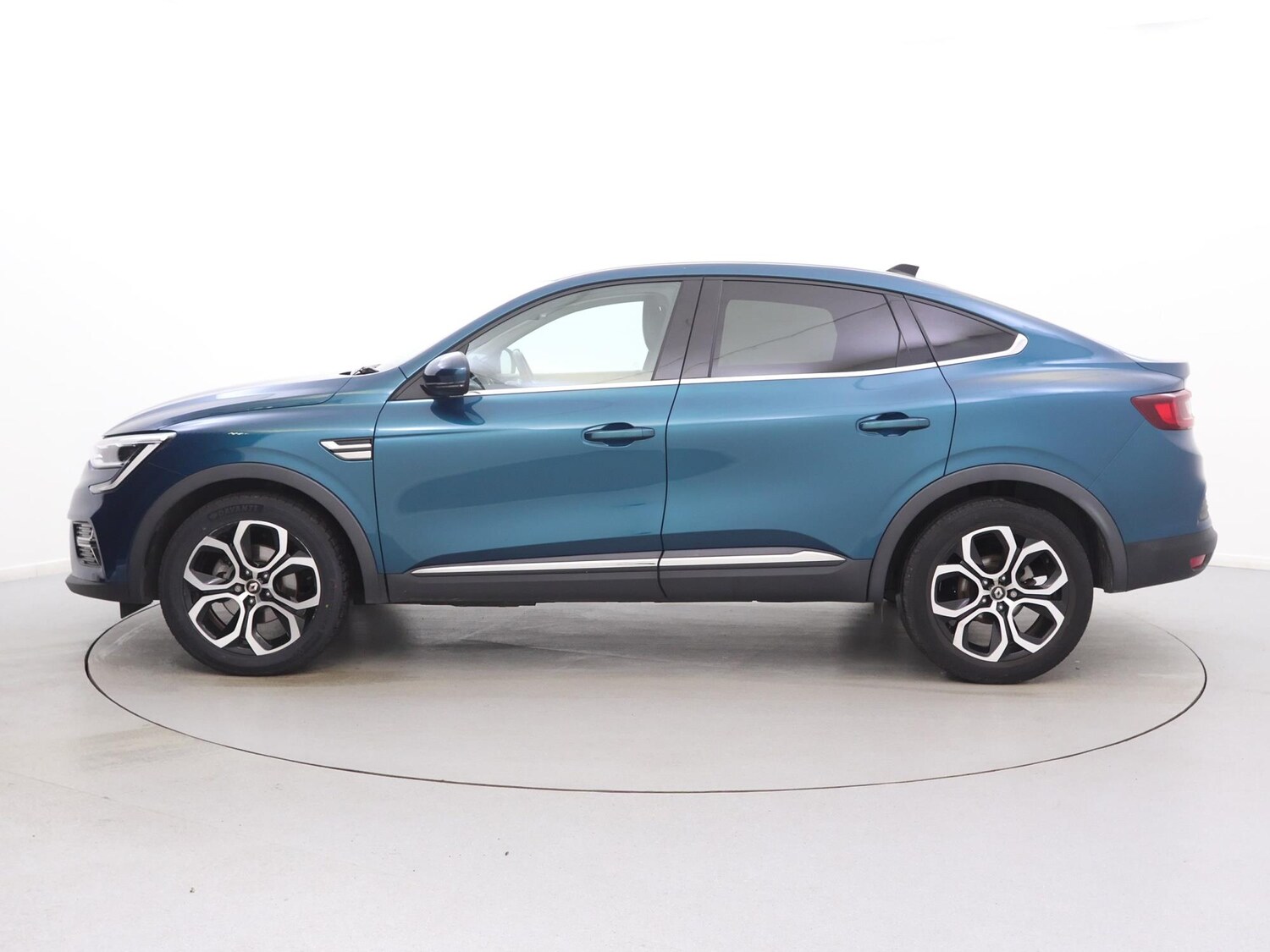 Used Renault Arkana 2022 for sale - 76390843: Photo 4