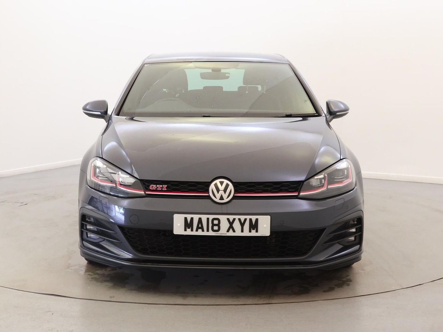 Used Volkswagen Golf 2018 for sale - 76442611: Photo 2