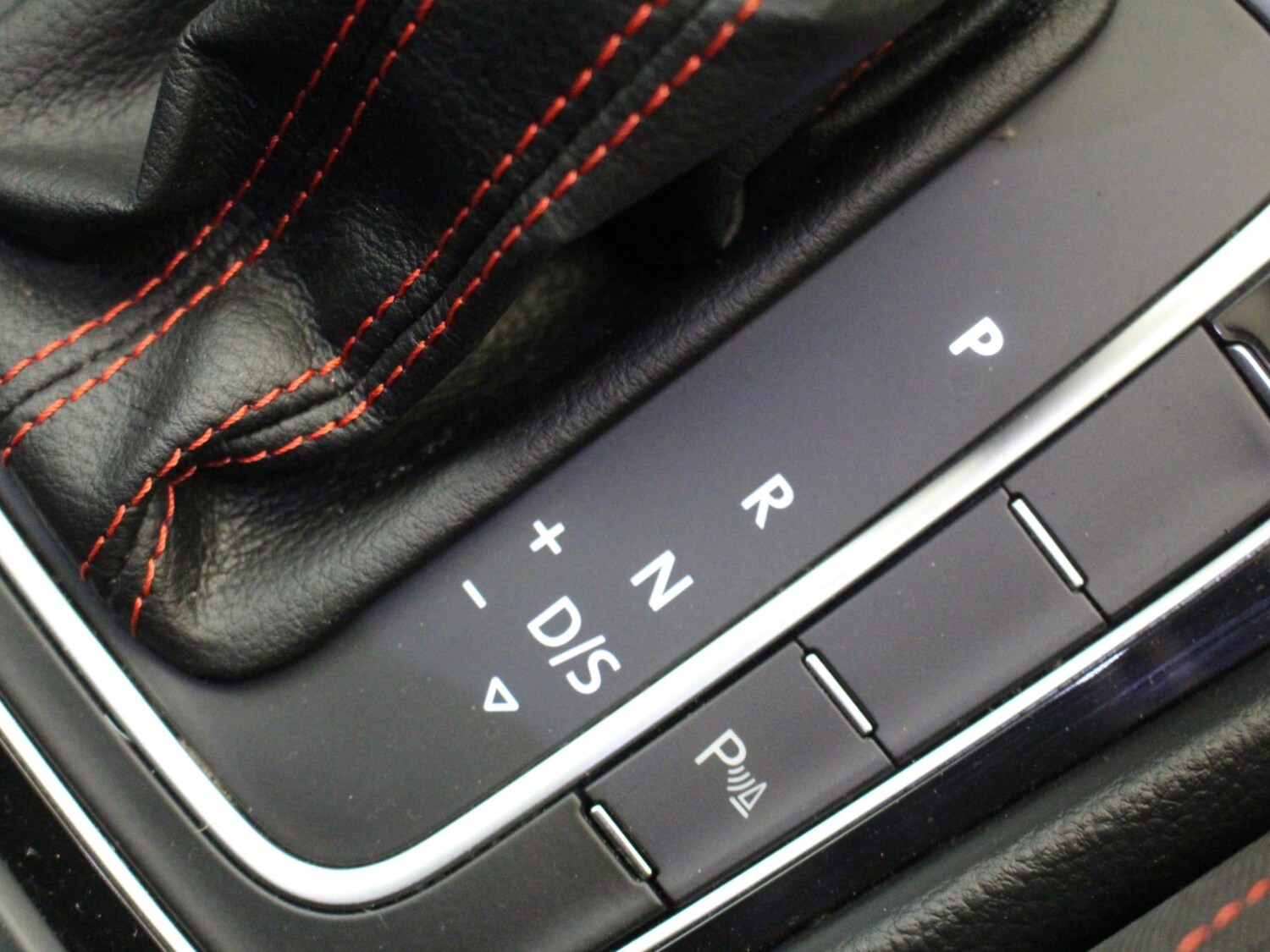 Used Volkswagen Golf 2018 for sale - 76442611: Photo 27