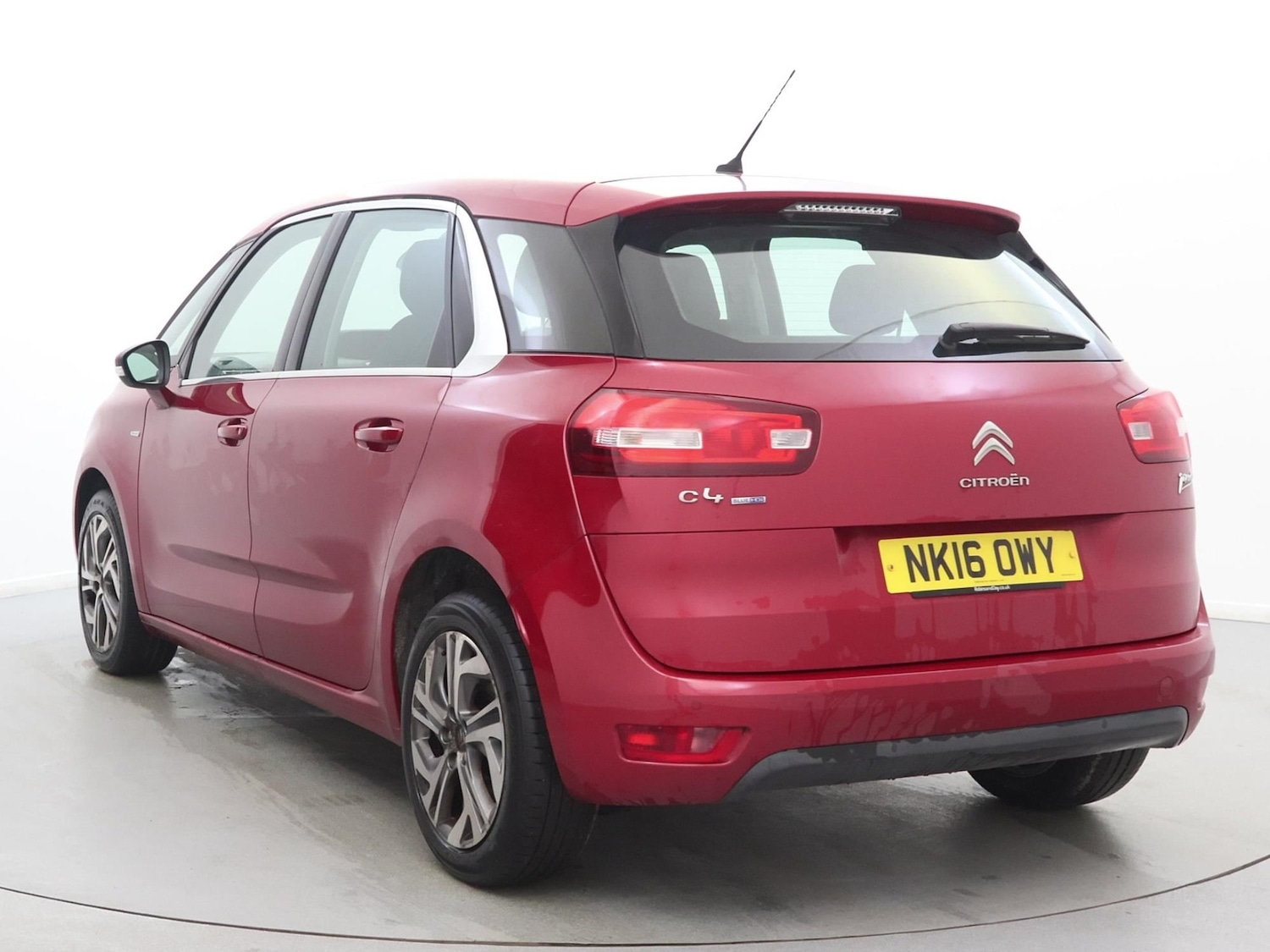 Used Citroen C4 Picasso 2016 for sale - 77316723: Photo 7