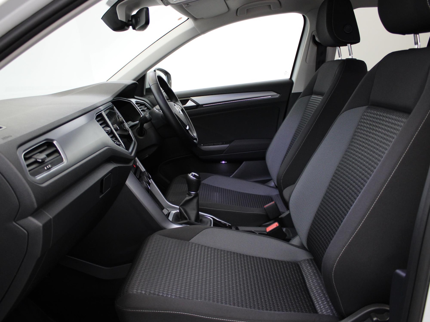Used Volkswagen T-Roc 2021 for sale - 76274693: Photo 10
