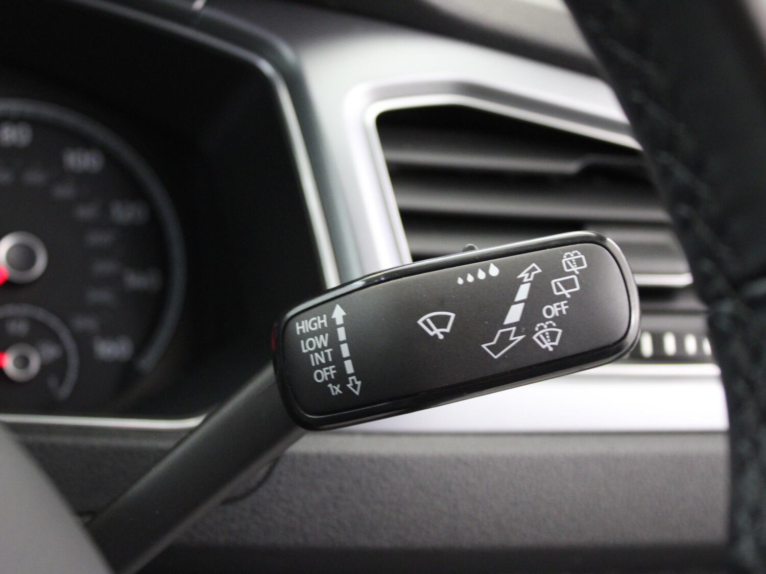 Used Volkswagen T-Roc 2021 for sale - 76274693: Photo 18