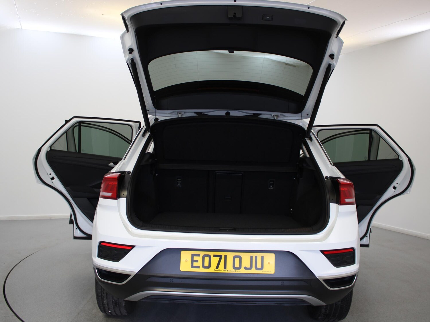Used Volkswagen T-Roc 2021 for sale - 76274693: Photo 35