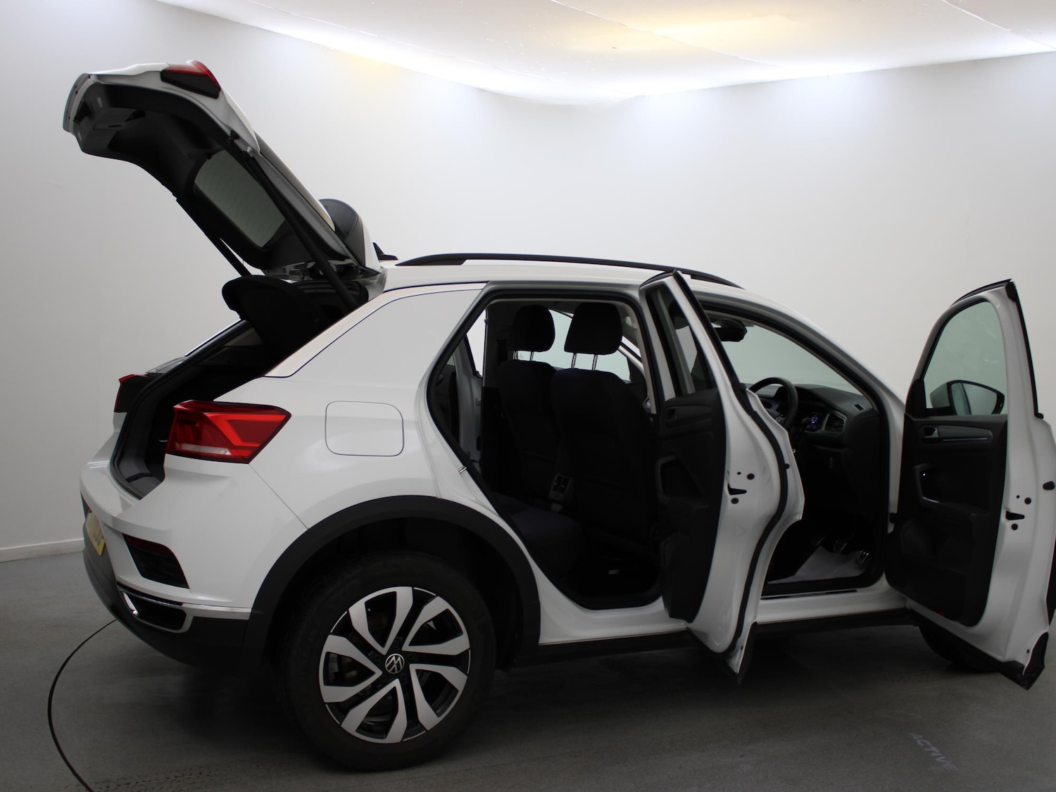 Used Volkswagen T-Roc 2021 for sale - 76274693: Photo 36