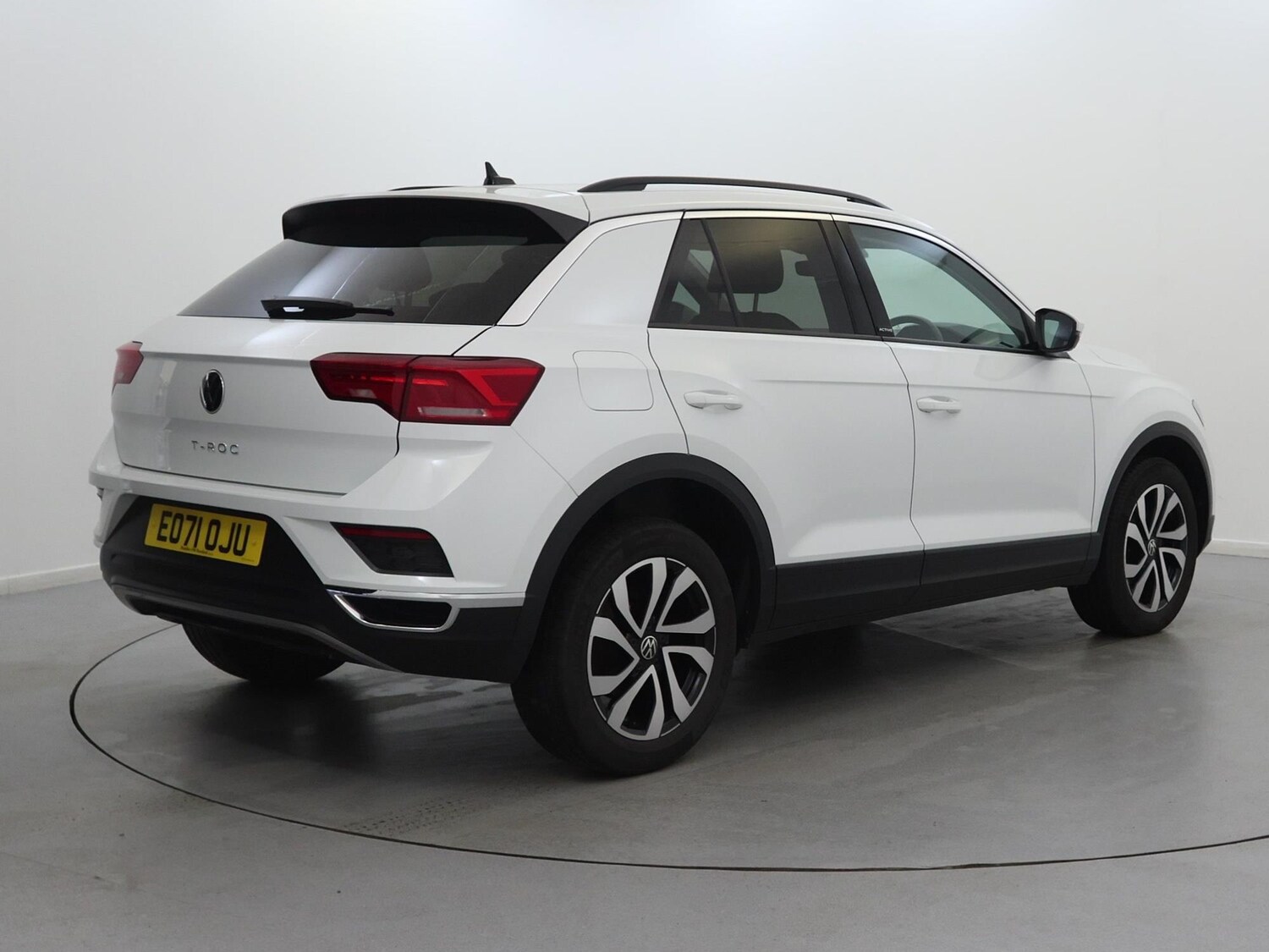 Used Volkswagen T-Roc 2021 for sale - 76274693: Photo 5