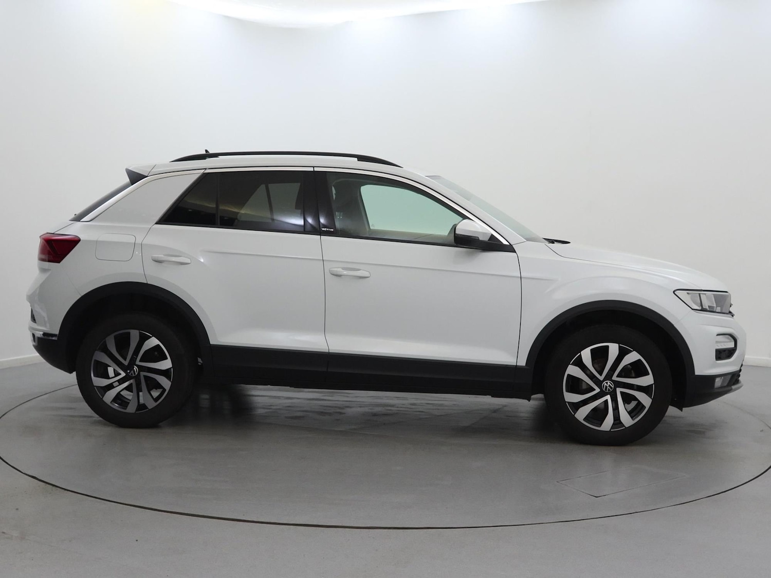 Used Volkswagen T-Roc 2021 for sale - 76274693: Photo 8