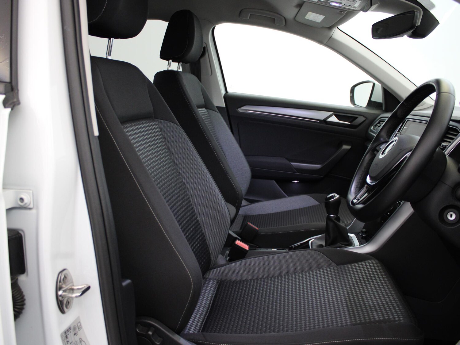 Used Volkswagen T-Roc 2021 for sale - 76274693: Photo 9