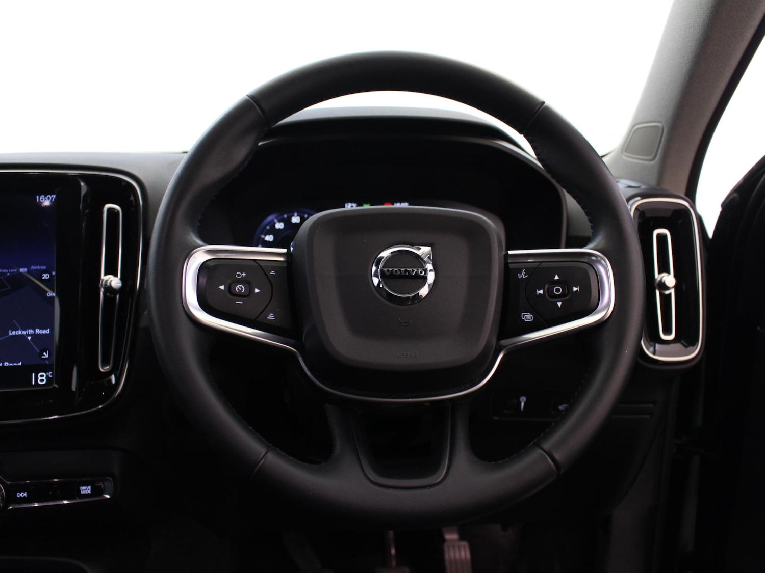 Used Volvo XC40 2020 for sale - 77000564: Photo 25