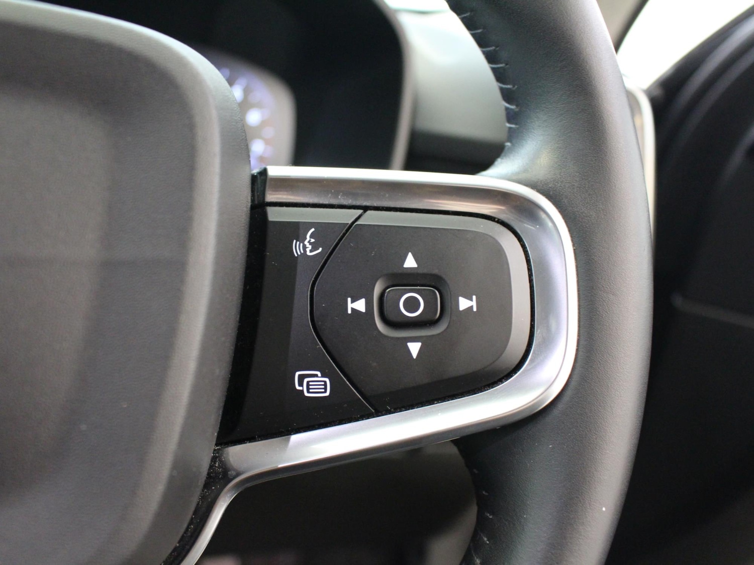 Used Volvo XC40 2020 for sale - 77000564: Photo 27