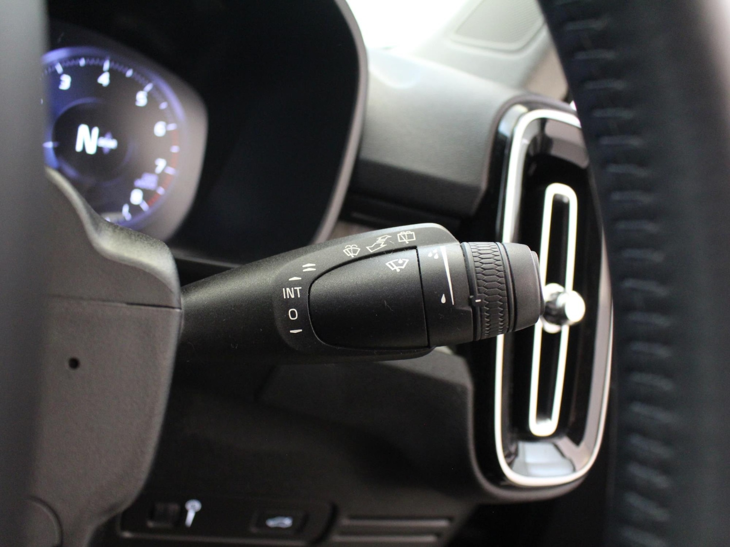 Used Volvo XC40 2020 for sale - 77000564: Photo 29