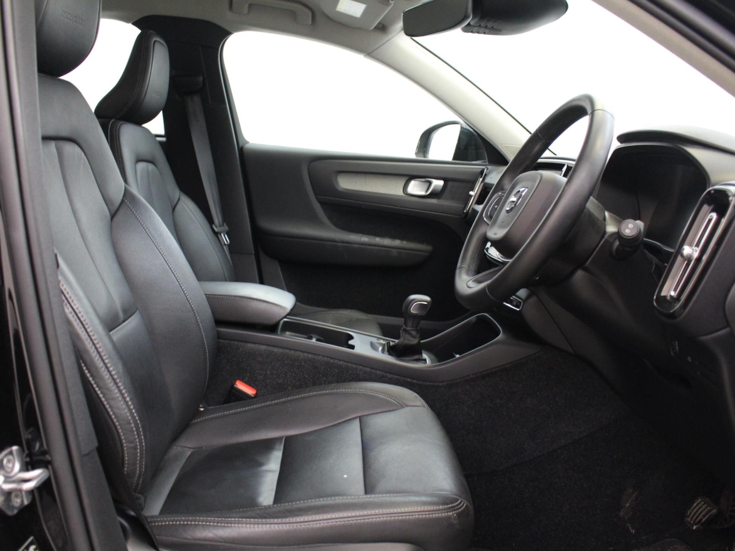 Used Volvo XC40 2020 for sale - 77000564: Photo 9