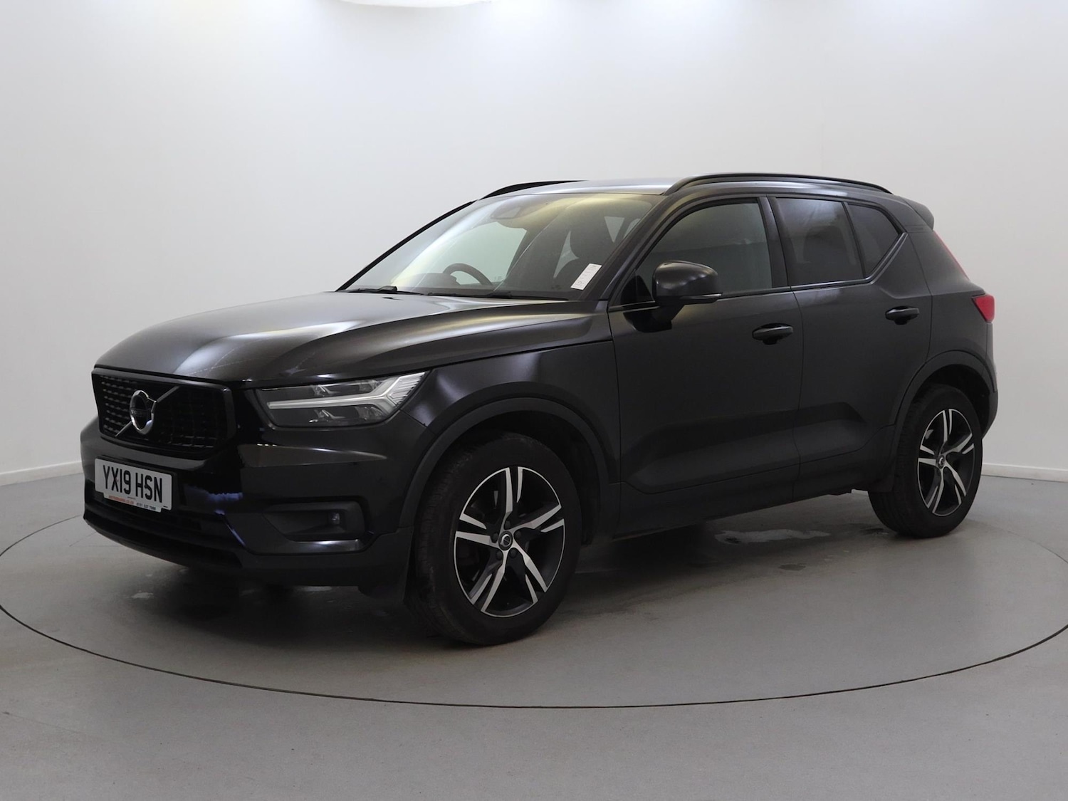 Used Volvo XC40 2019 for sale - 76662121: Photo 3