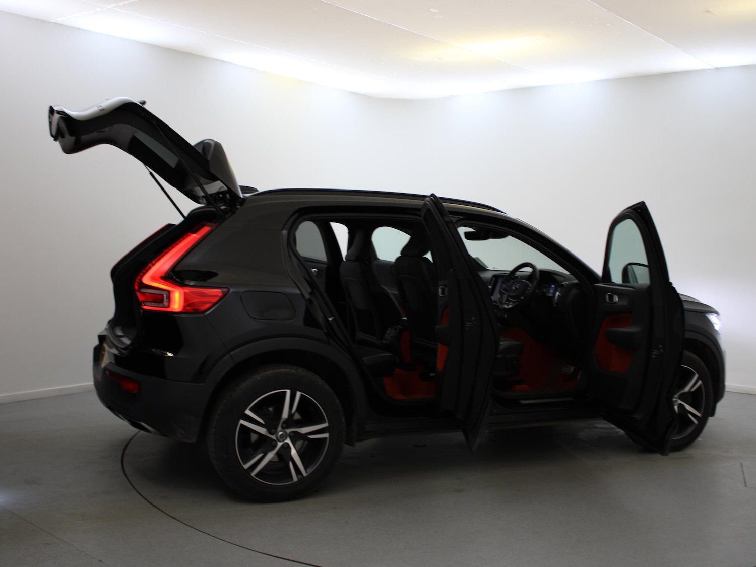 Used Volvo XC40 2019 for sale - 76662121: Photo 33