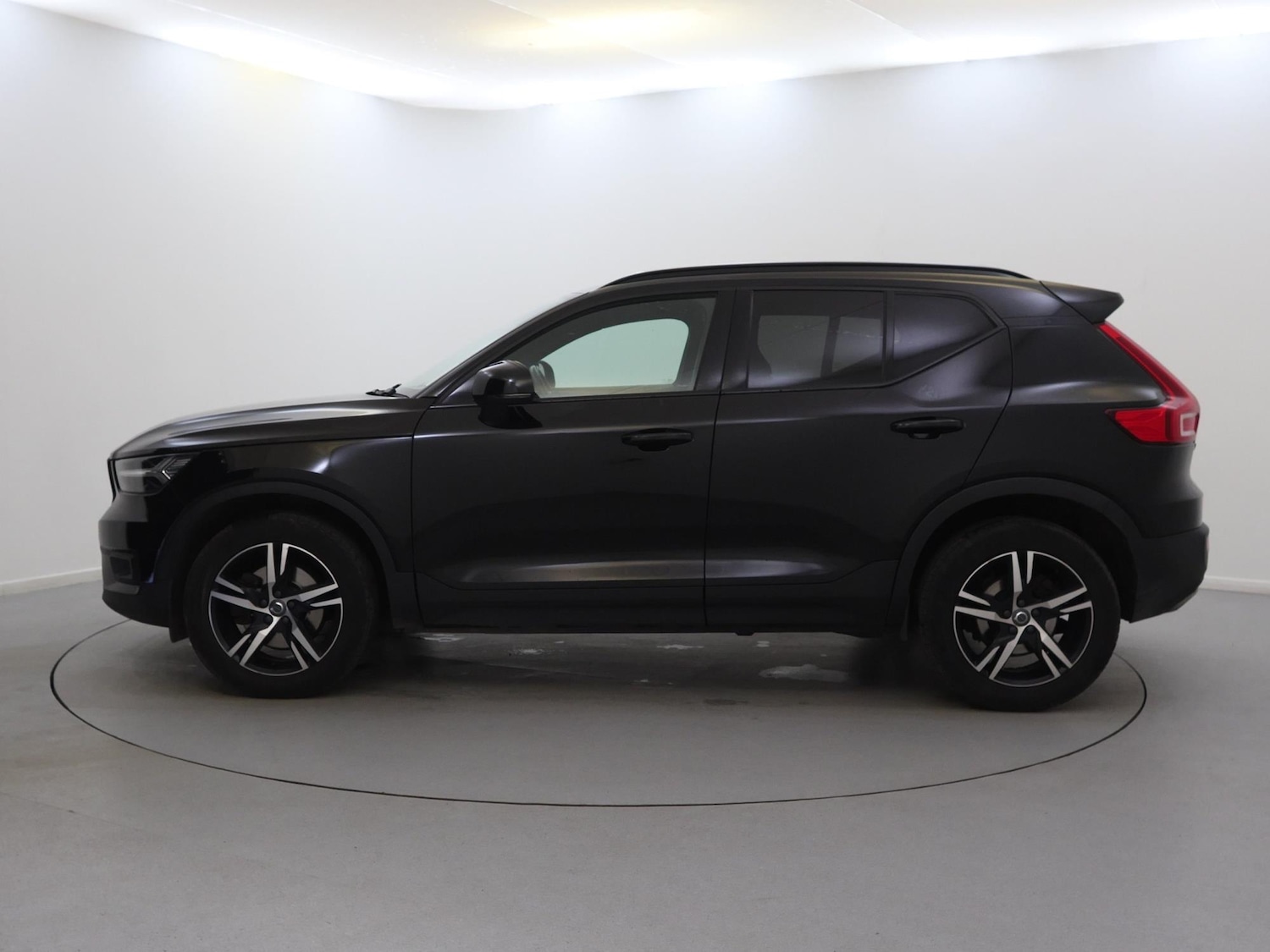 Used Volvo XC40 2019 for sale - 76662121: Photo 4