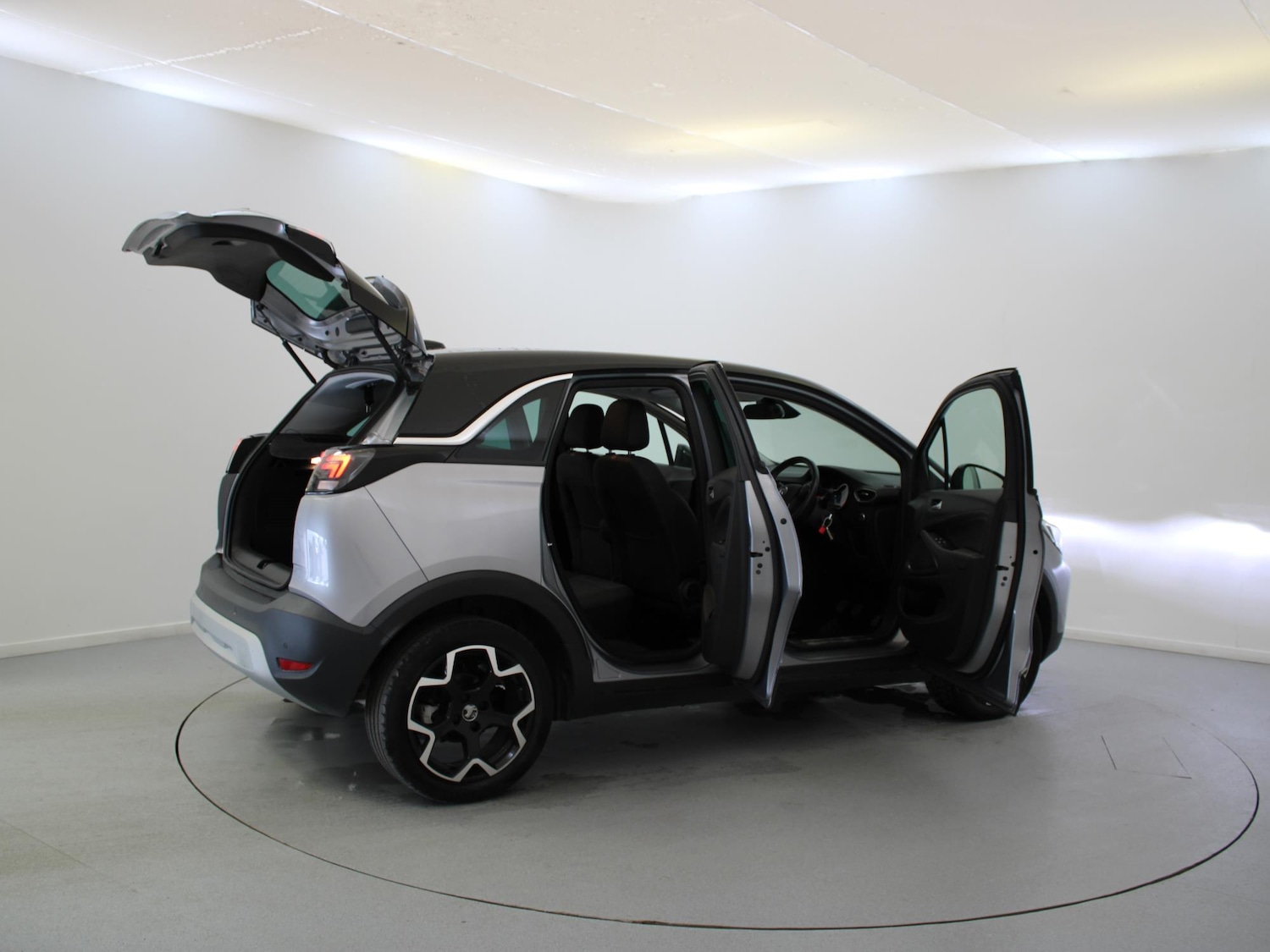 Vehicle 33