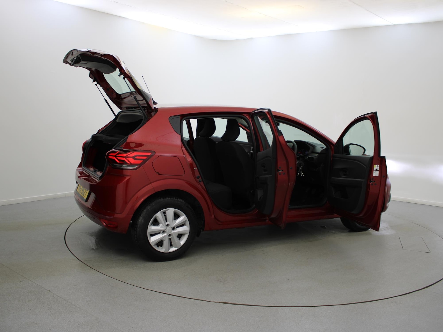 Used Dacia Sandero 2022 for sale - 76587947: Photo 30