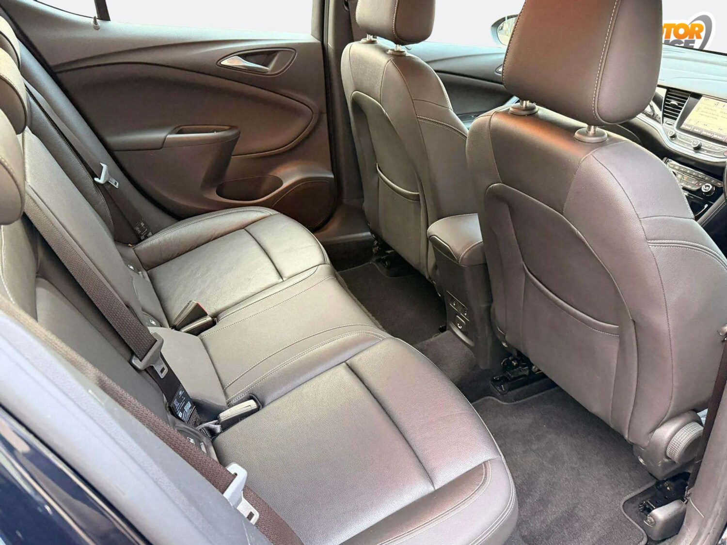 Used Vauxhall Astra 2018 for sale - 78052845: Photo 11