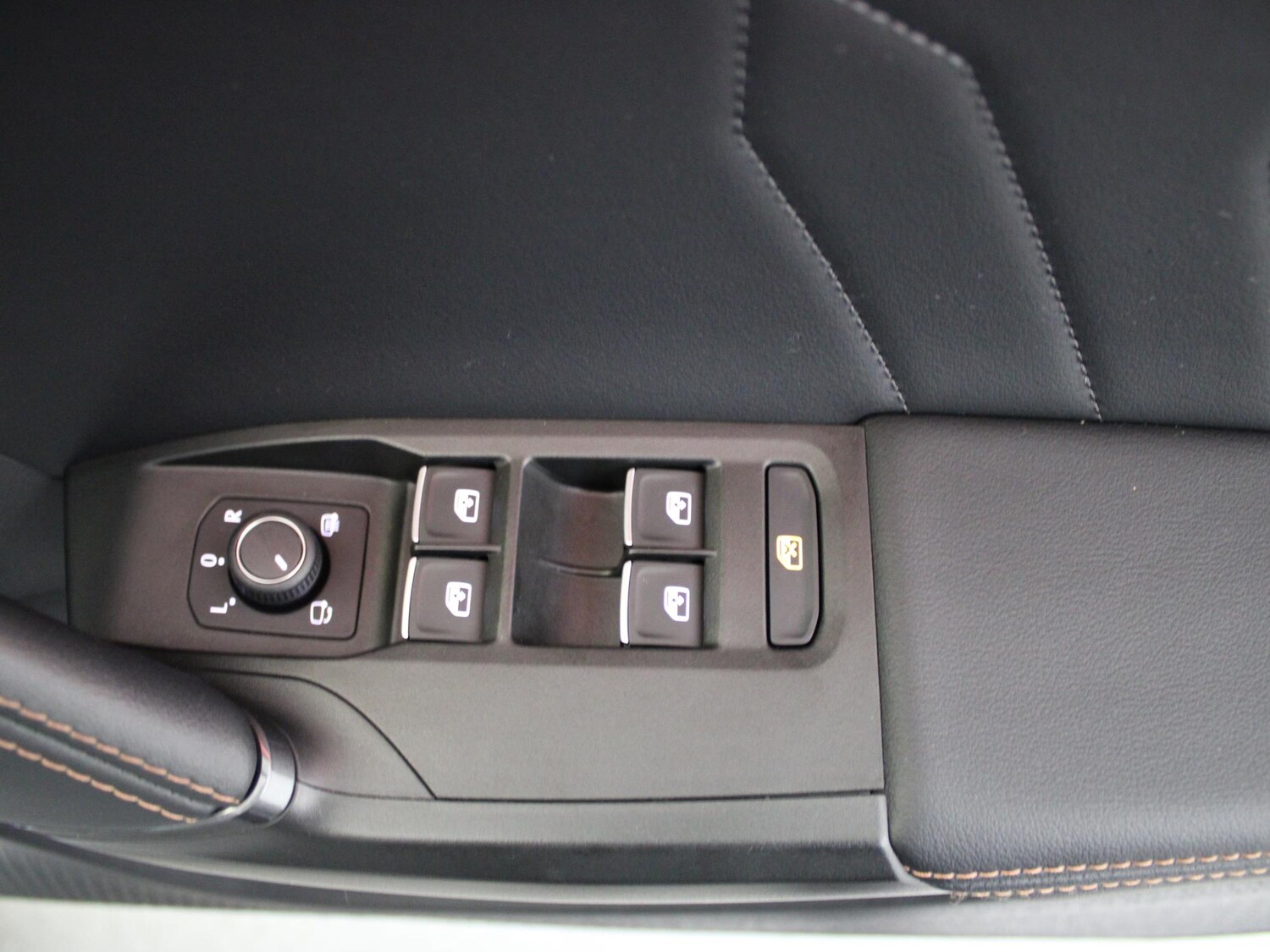 Used Cupra Leon 2023 for sale - 76274688: Photo 39