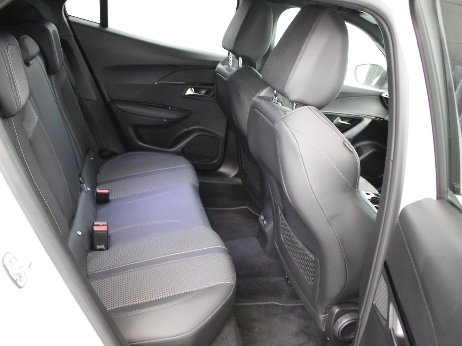 Used Peugeot 2008 2022 for sale - 77973305: Photo 11