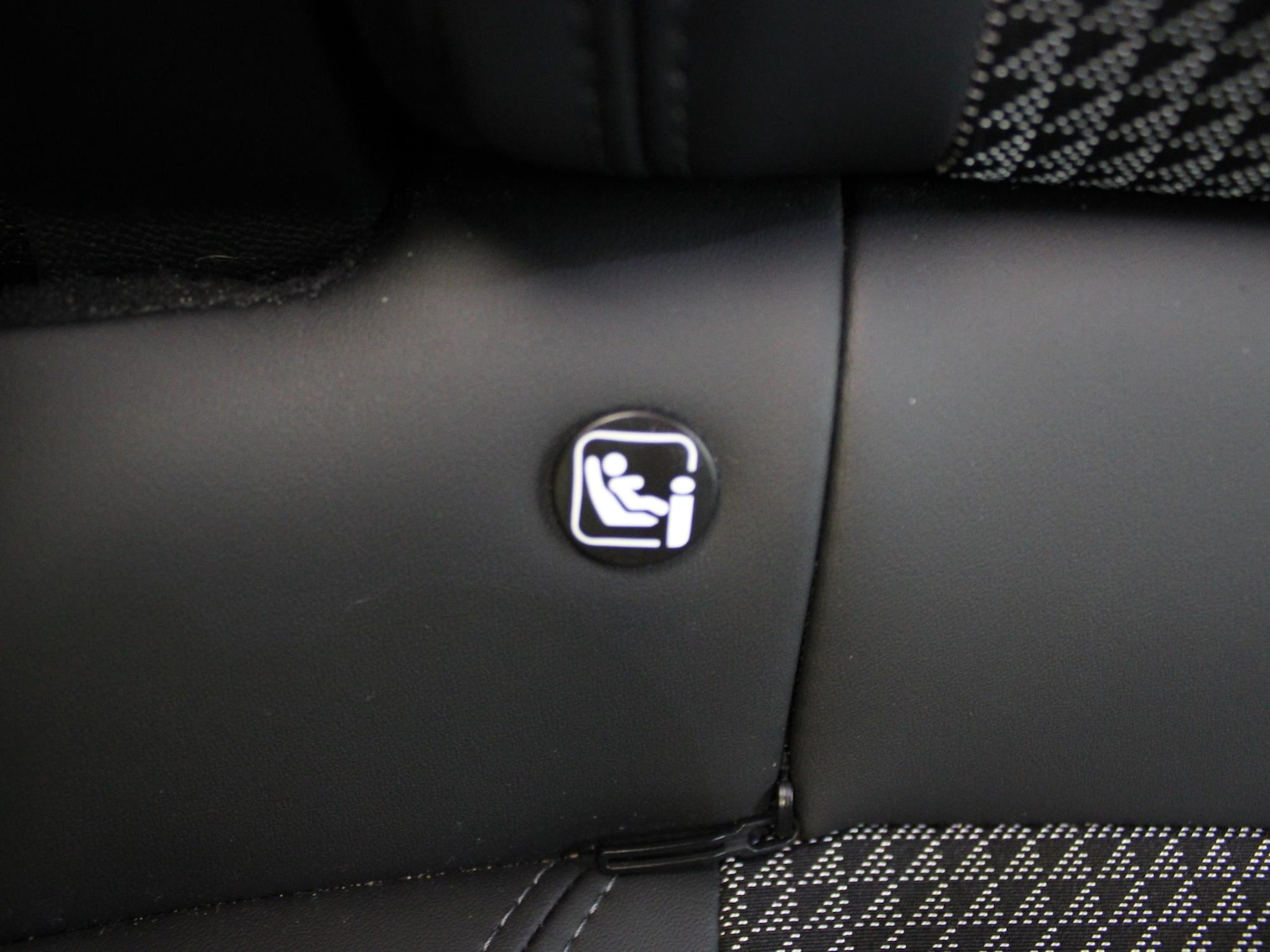 Used Peugeot 2008 2022 for sale - 77973305: Photo 12