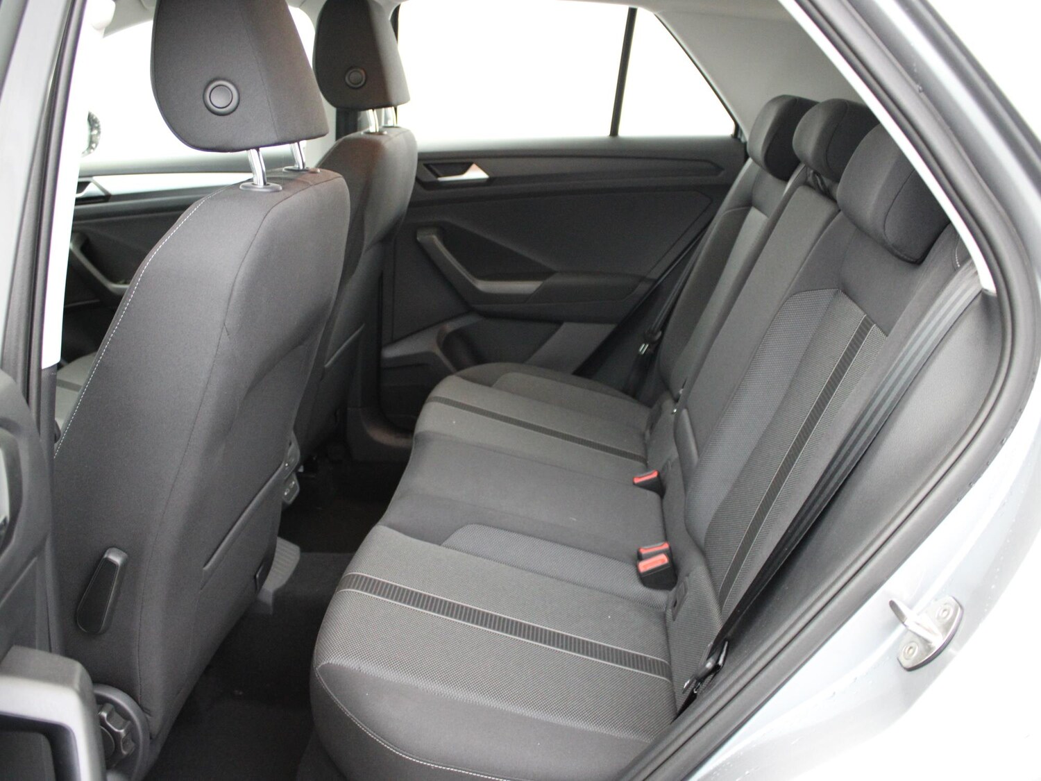 Used Volkswagen T-Roc 2023 for sale - 76916451: Photo 11