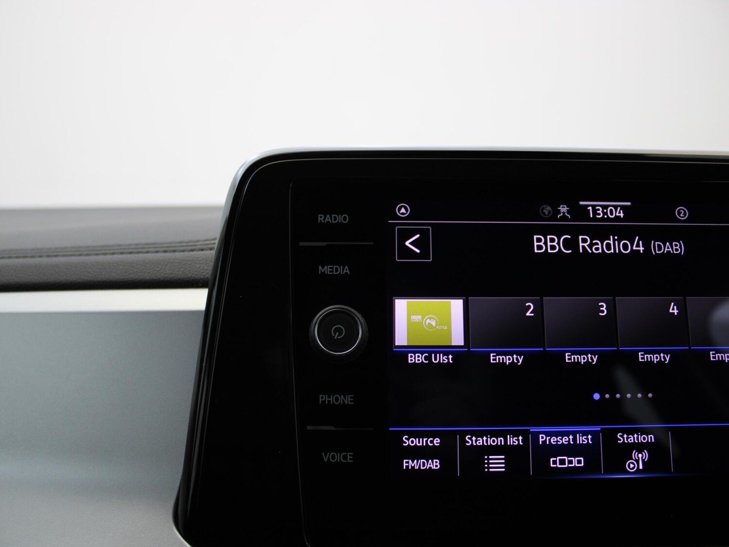 Used Volkswagen T-Roc 2023 for sale - 76916451: Photo 24