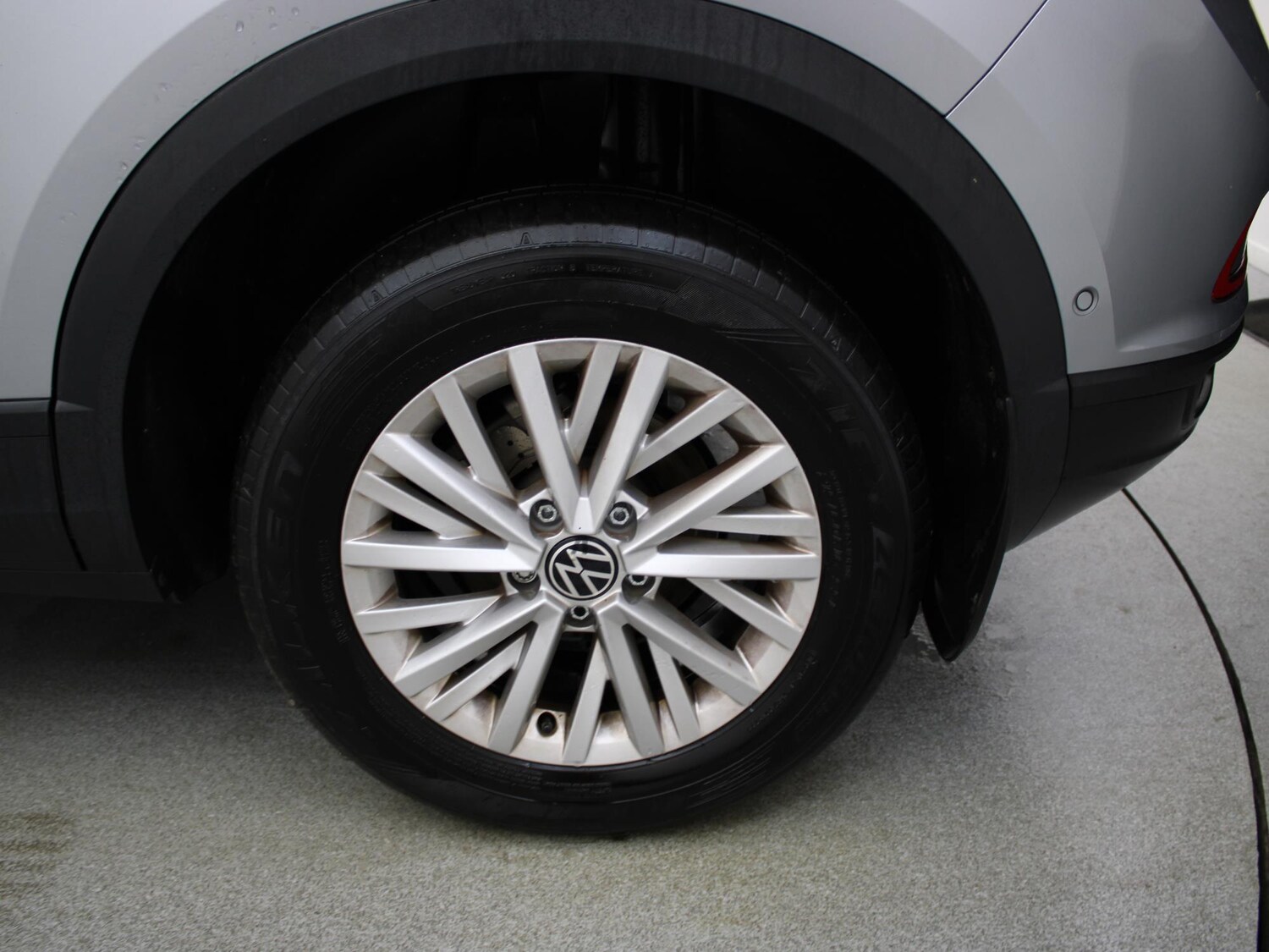 Used Volkswagen T-Roc 2023 for sale - 76916451: Photo 41