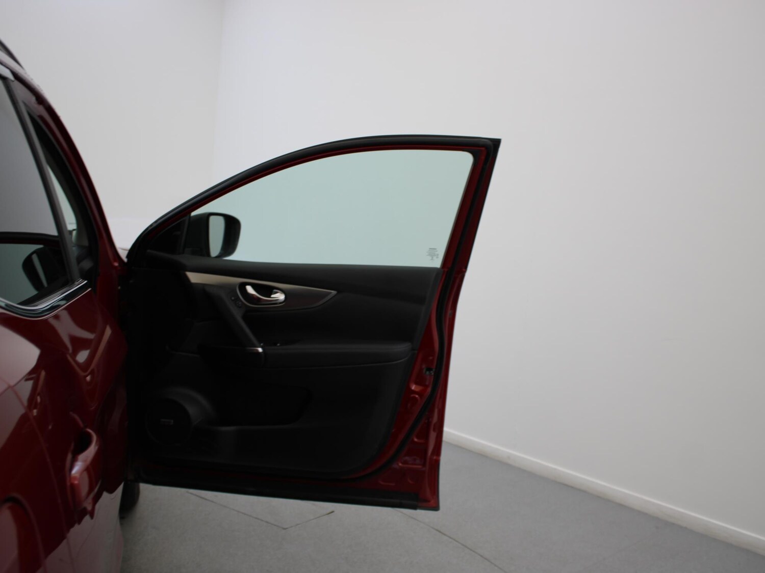 Used Nissan Qashqai 2017 for sale - 77443870: Photo 31