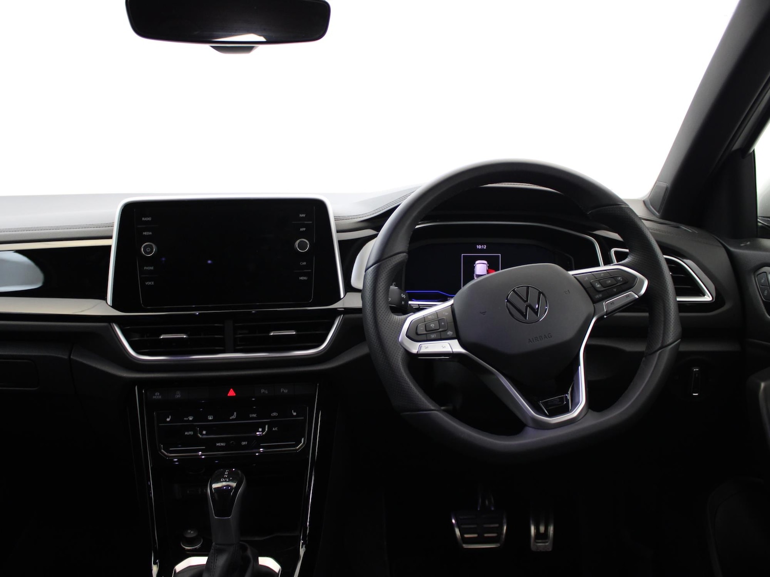 Used Volkswagen T-Roc 2025 for sale - 77687007: Photo 14