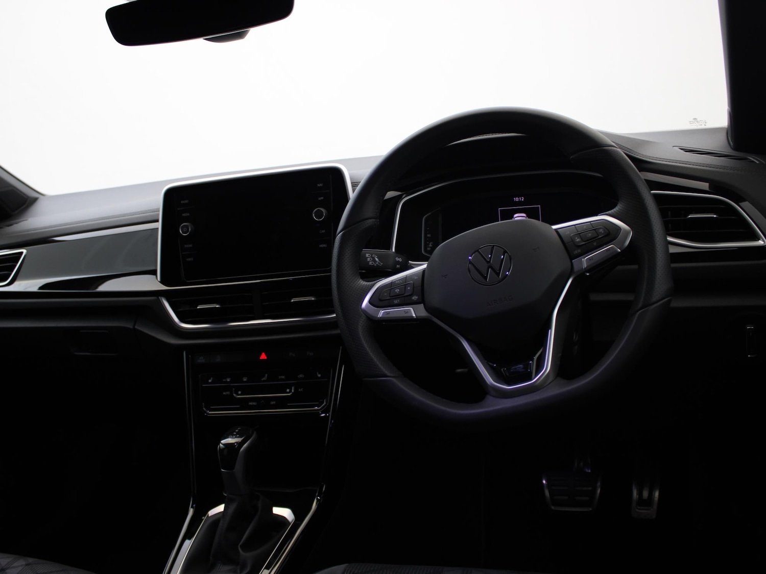 Used Volkswagen T-Roc 2025 for sale - 77687007: Photo 15