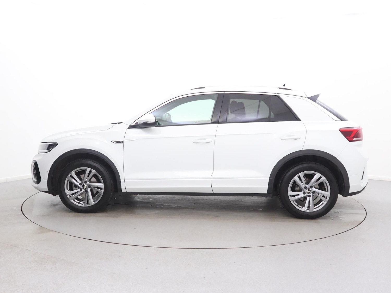 Used Volkswagen T-Roc 2025 for sale - 77687007: Photo 4