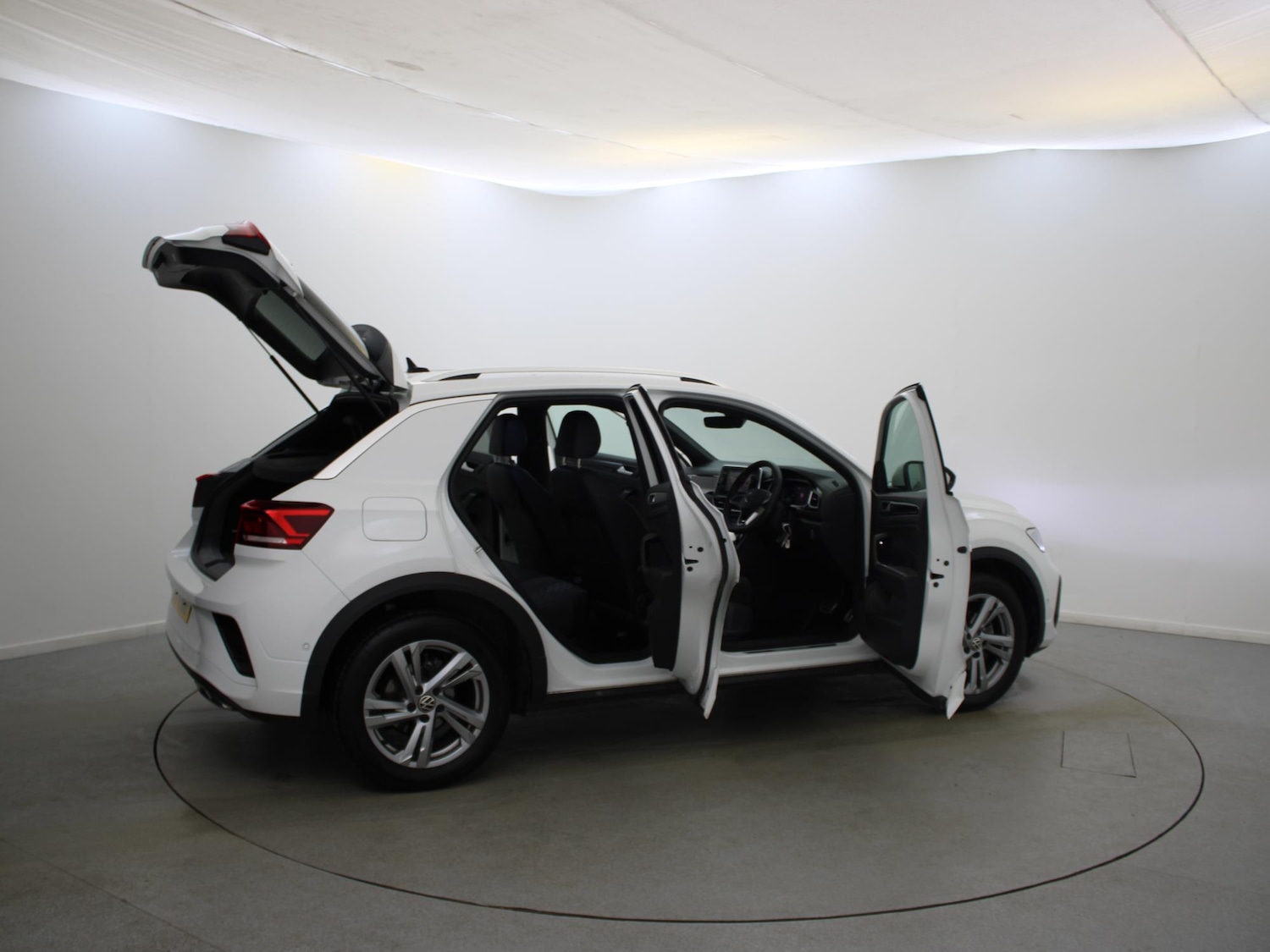 Used Volkswagen T-Roc 2025 for sale - 77687007: Photo 40