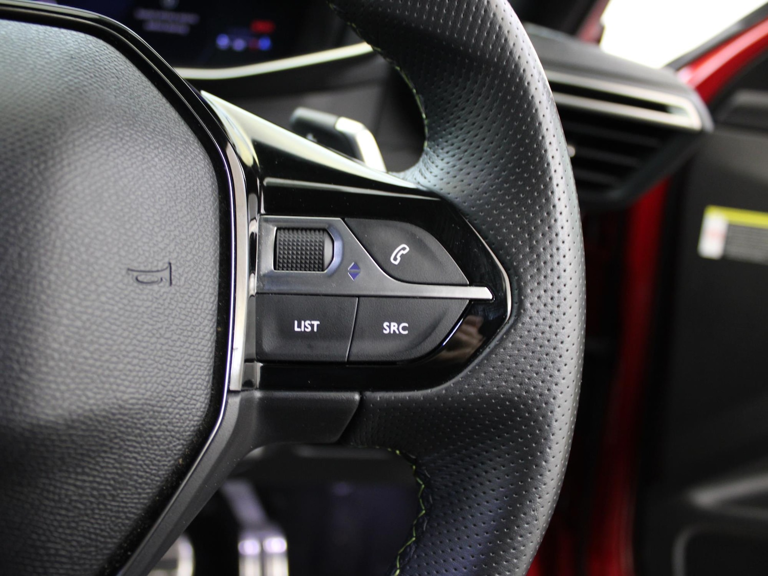 Used Peugeot 2008 2023 for sale - 76637024: Photo 34